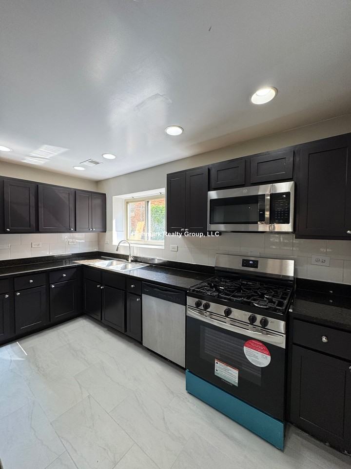 2530 W Fitch Ave #GB