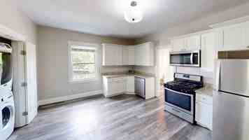 featured image of 108 Meridian St #3