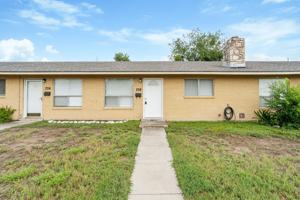 featured image of 704 W 10th St