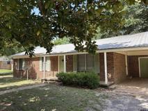 207 Betts Dr - Photo 1 of 1