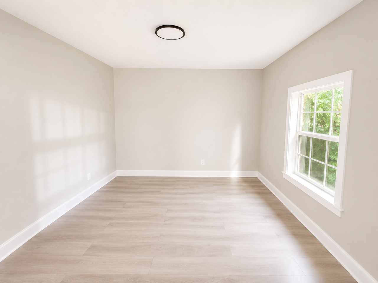 2028 Amity Ave - Photo 3 of 9