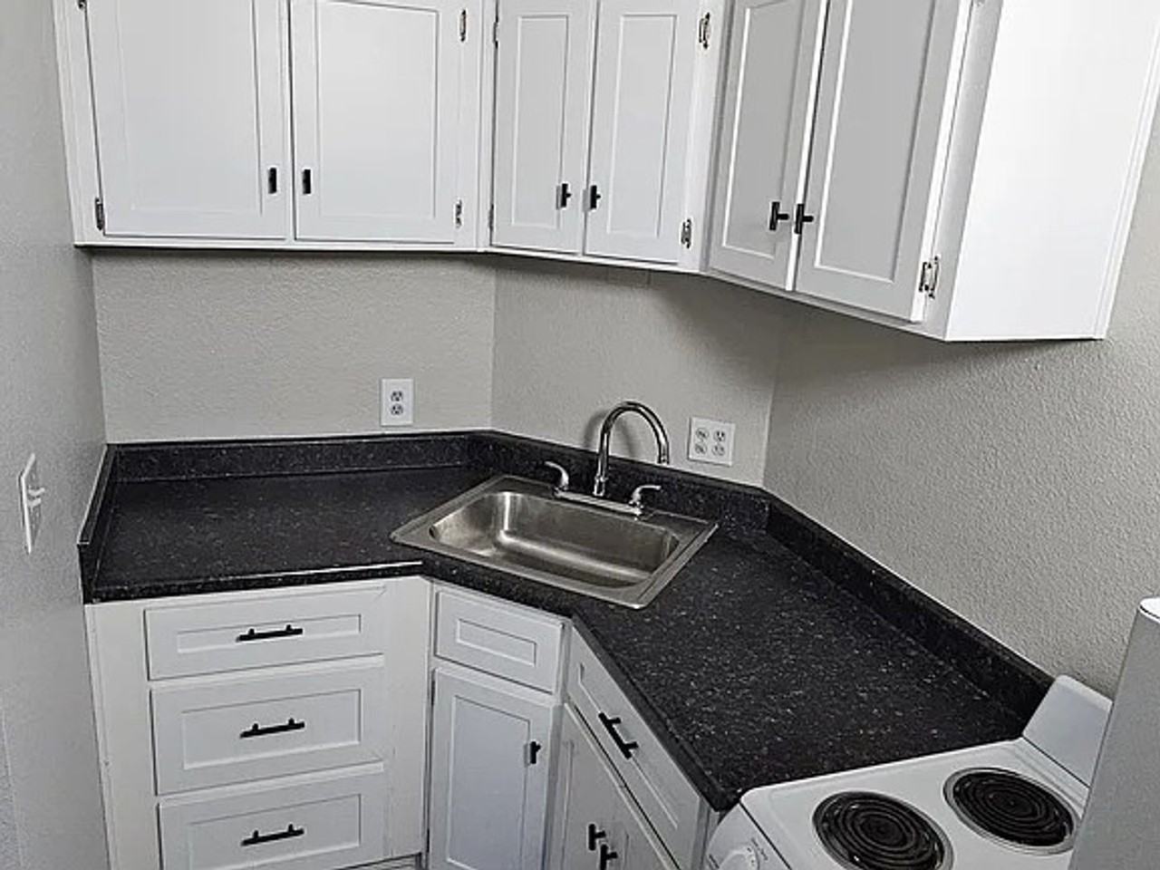 2420 W Thomas Rd #226 - Photo 5 of 9