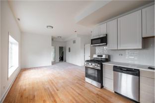 3107 N Harding Ave #3 - Photo 1 of 1