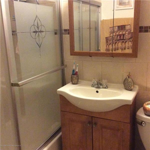 75 Stepney St #1 - Photo 6 of 6