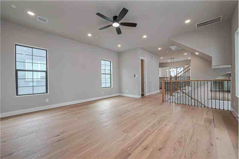 1222 W 24th St #D - Photo 6 of 50