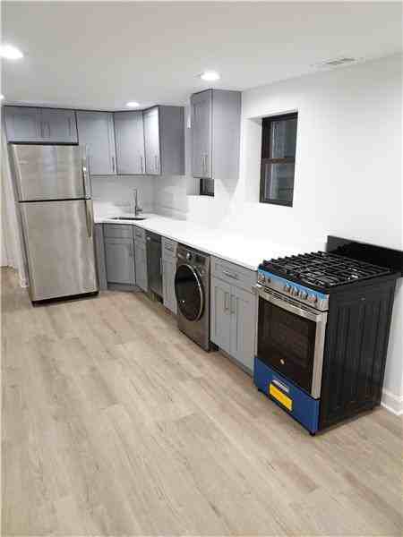 1505 N Rockwell St #G - Photo 7 of 16