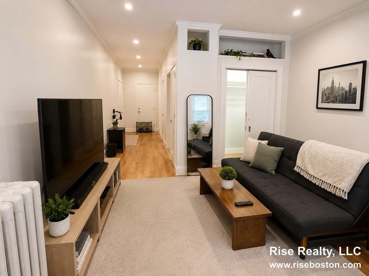 94 Queensberry St #5 - Photo 3 of 6