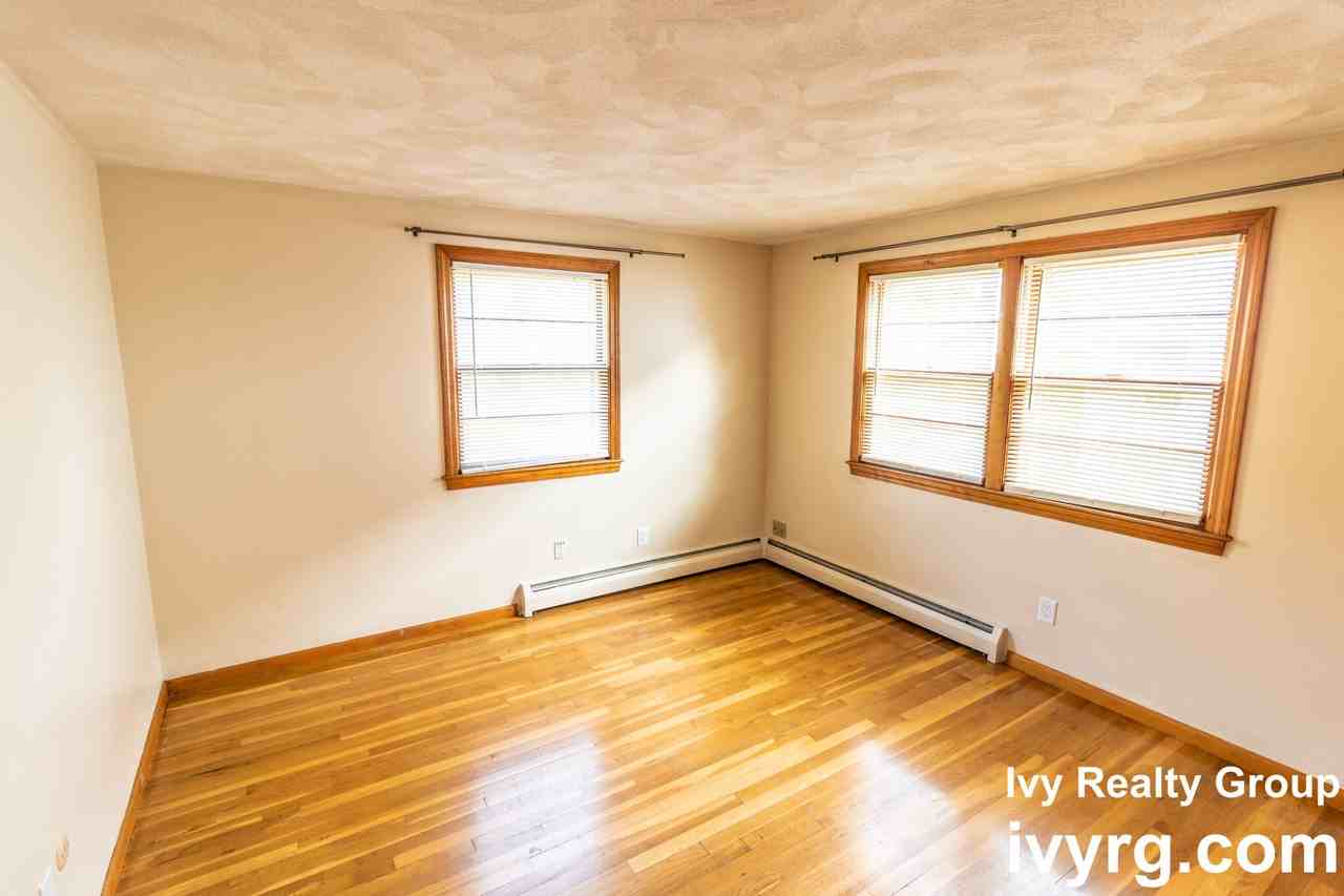 71 Trowbridge St #1 - Photo 4 of 14