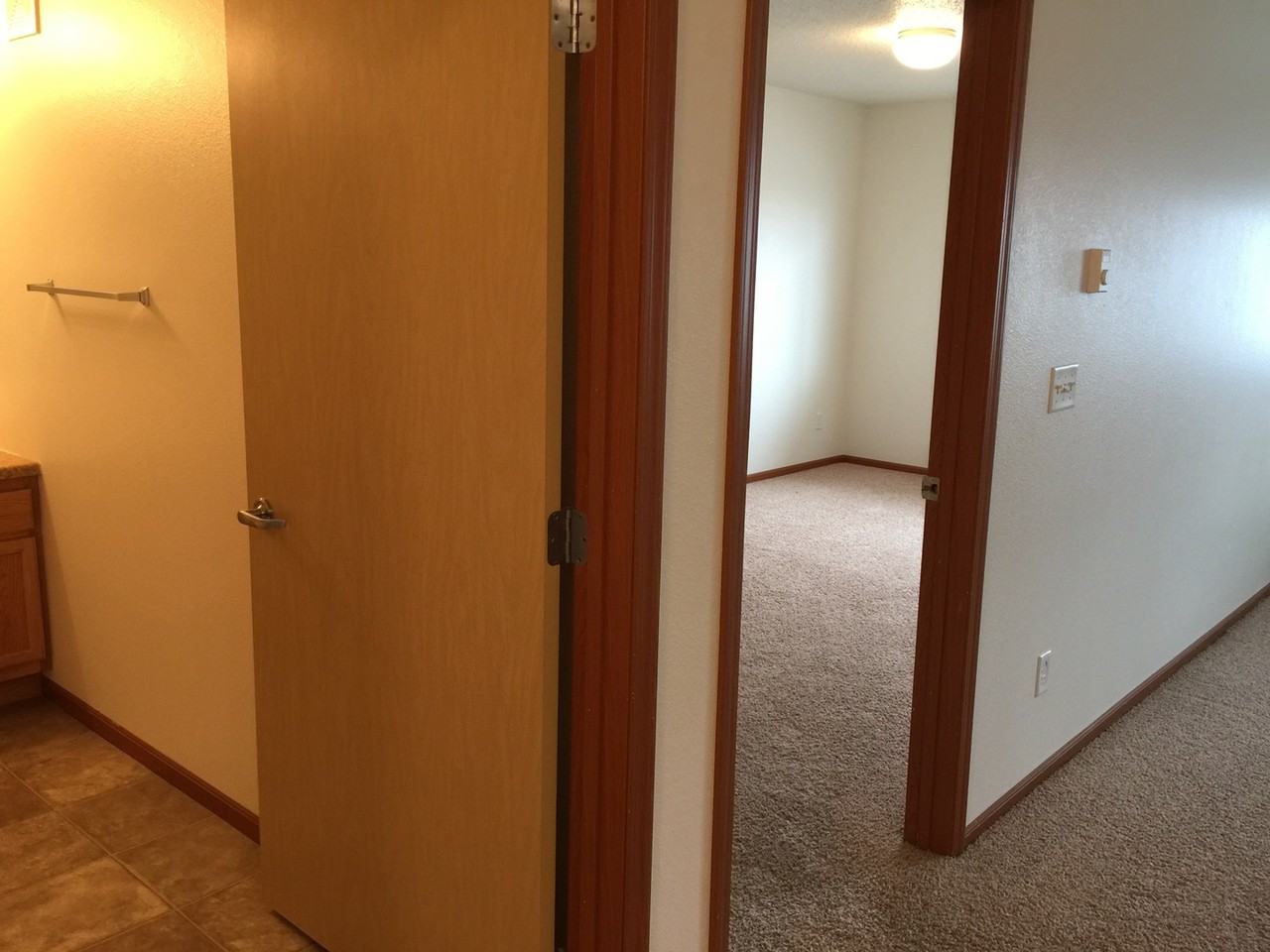 Dakota Creek Apartments - Photo 4 of 22