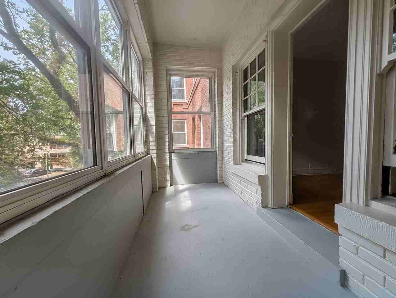 1304 W Rosemont Ave - Photo 5 of 19
