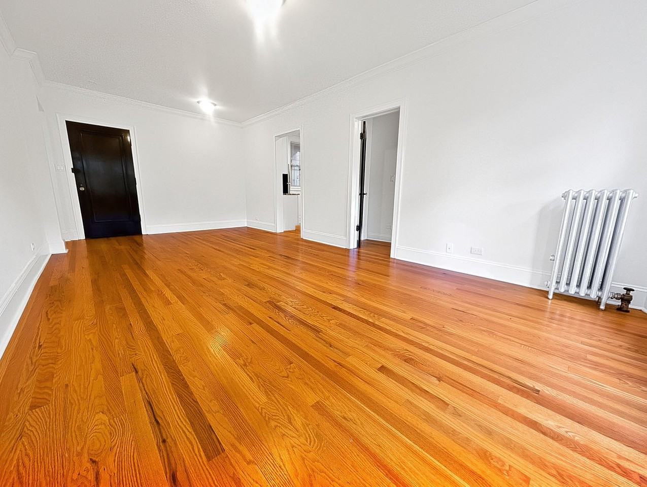 6638 N Glenwood Ave - Photo 4 of 16