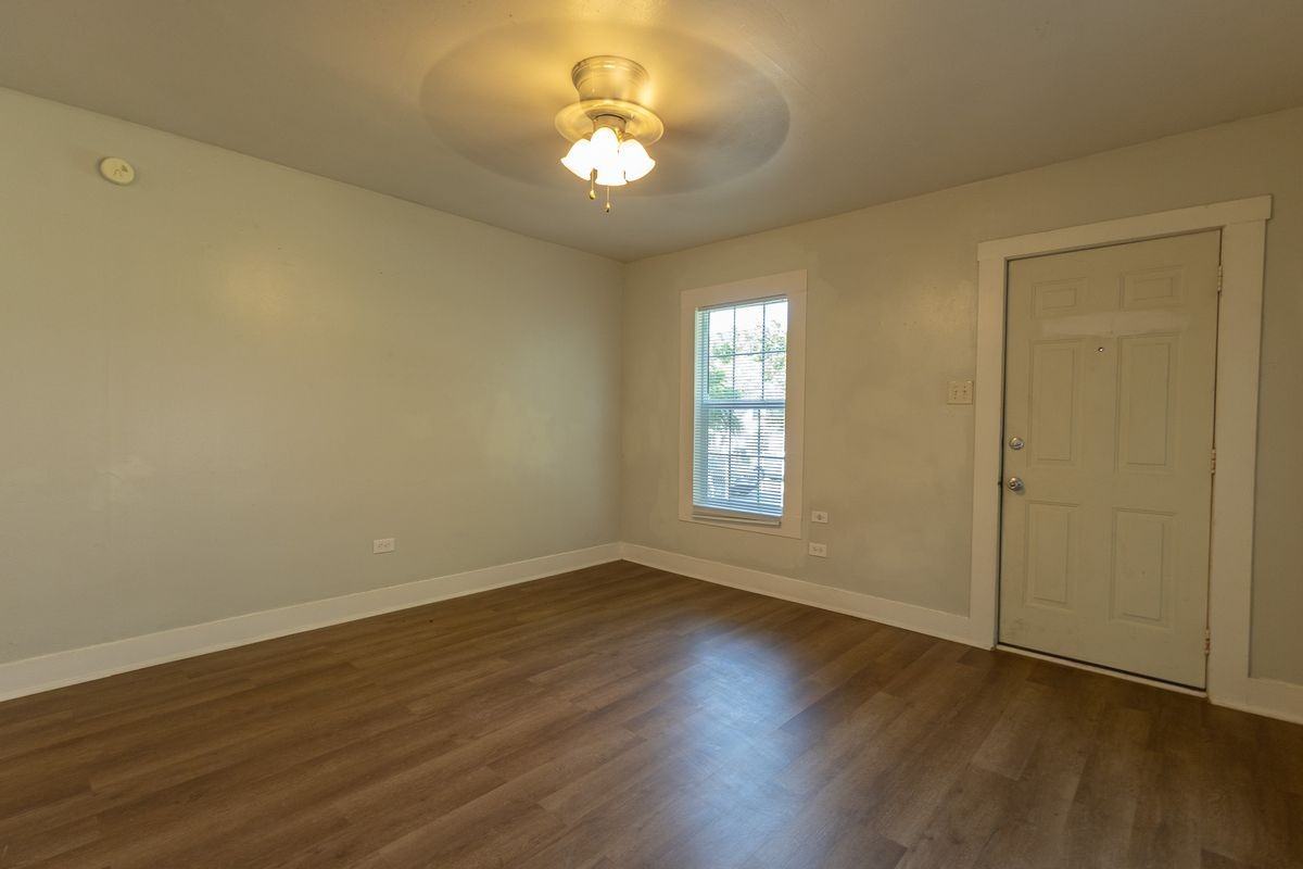 615 N 23rd St - Photo 5 of 15