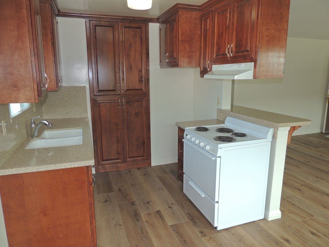 321 Gladys Ave ##4 - Photo 2 of 25