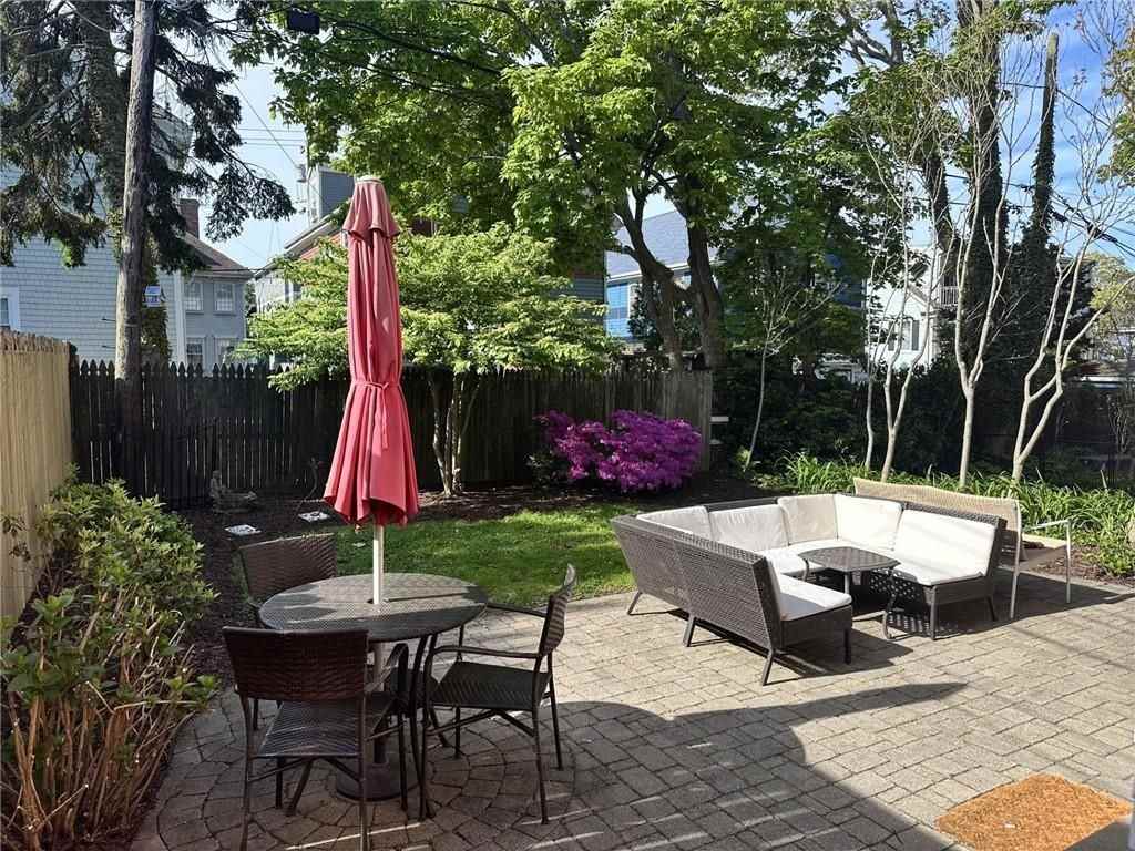 27 Young St ##1 - Photo 4 of 35