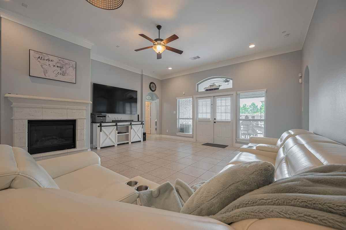 4227 Lodge Ranch Ct - Photo 7 of 47