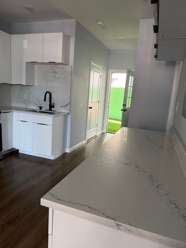 8 Green St ##1 - Photo 4 of 19