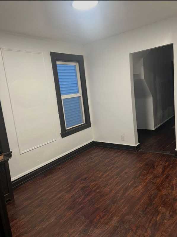 192 Vermont Ave - Photo 2 of 12