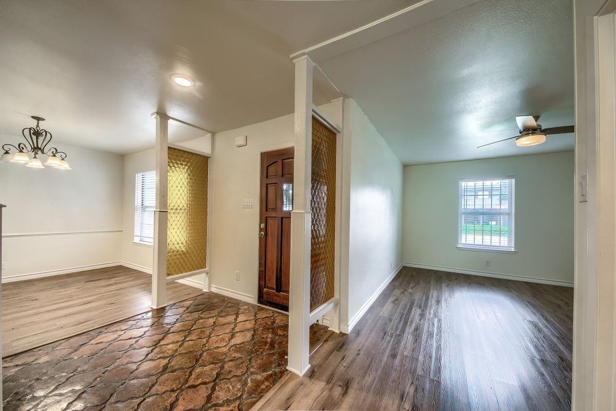 3106 Manila Dr - Photo 5 of 27