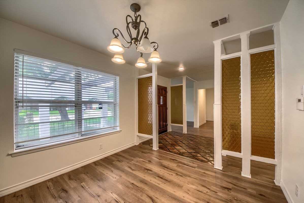 3106 Manila Dr - Photo 7 of 27