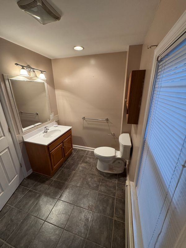 22 Davis St - Photo 3 of 9