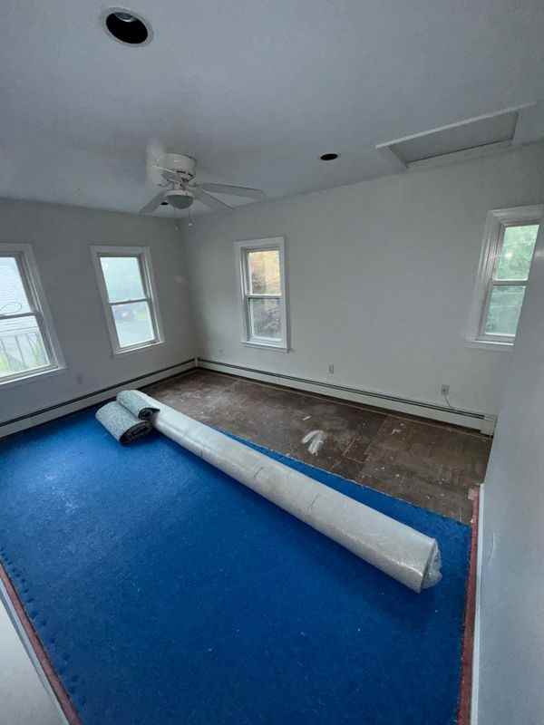 22 Davis St - Photo 4 of 9