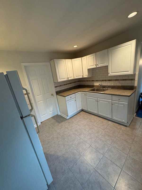 22 Davis St - Photo 6 of 9