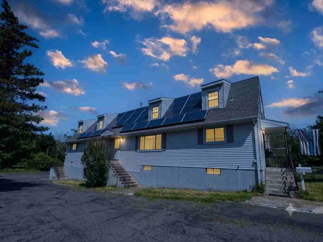 64 Gladden St - Photo 2 of 15