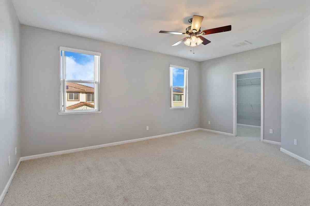 353 Rosebriar Pl - Photo 5 of 13