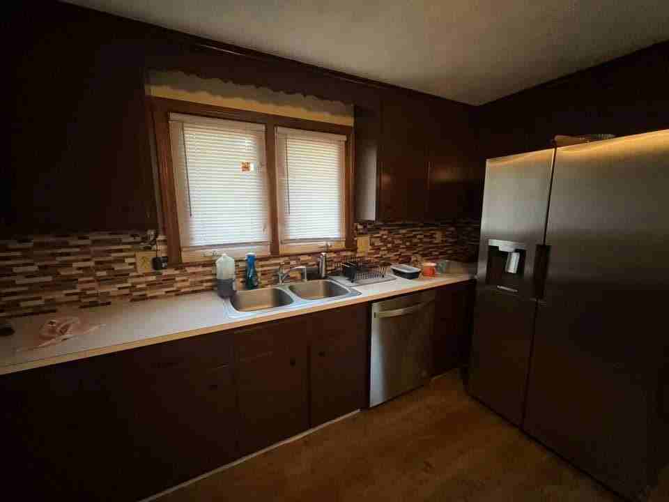 66 Gladden St - Photo 4 of 20