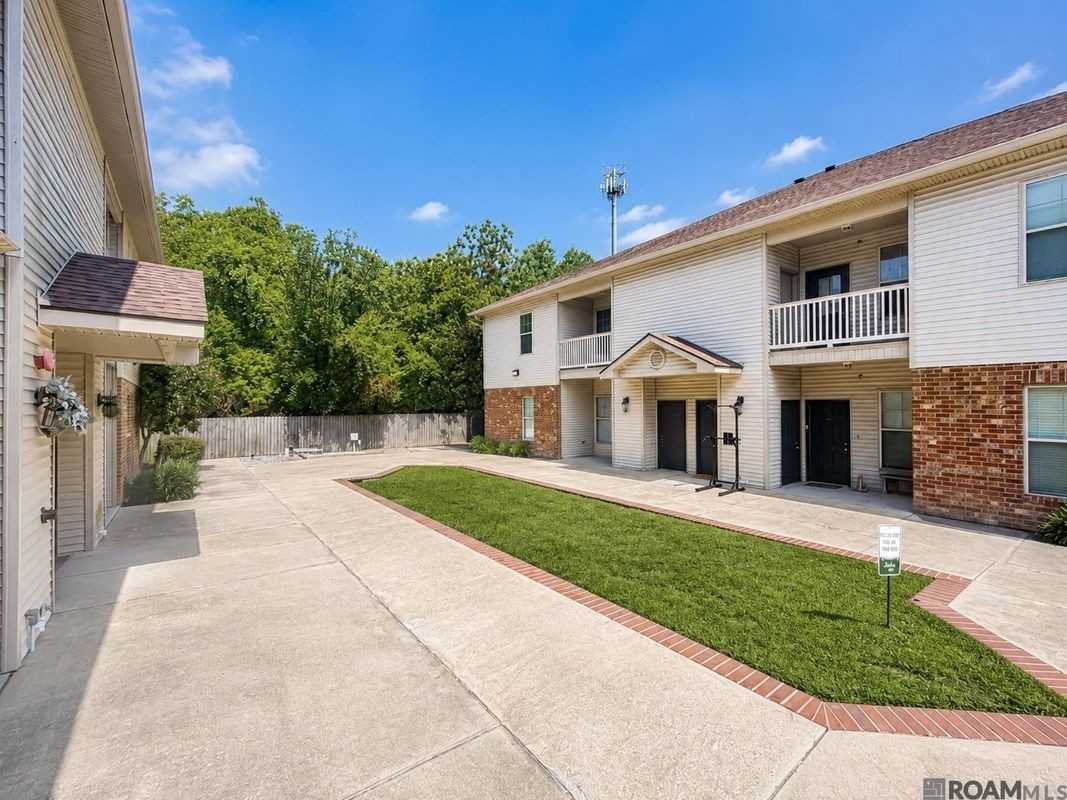 1362 Brightside Dr ##202