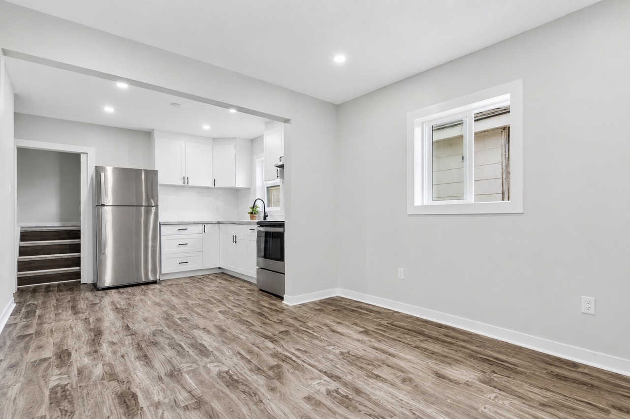 235 Hamilton Rd #3
