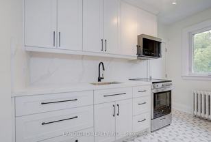 2520 Bloor St W #12 - Photo 1 of 1