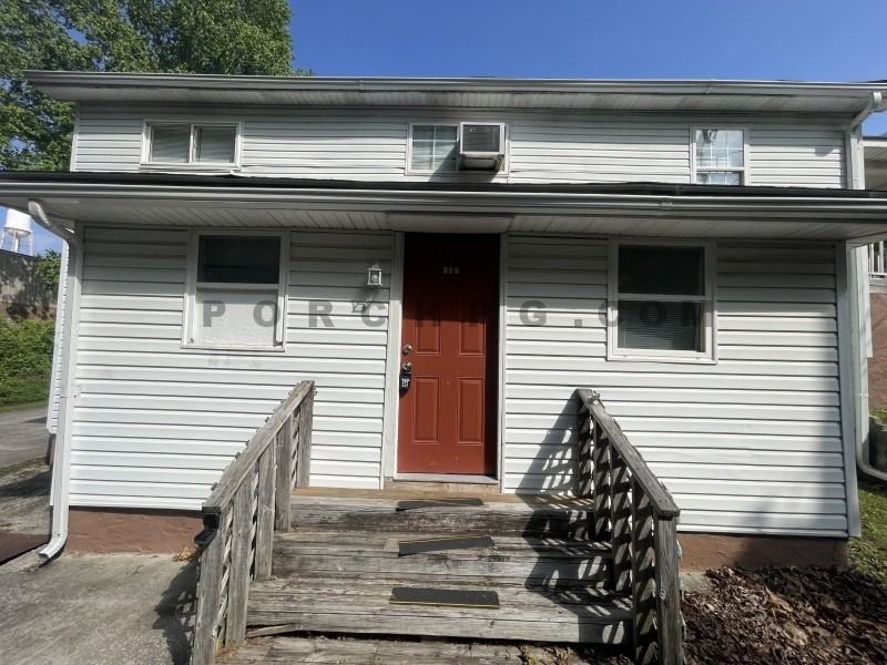 182 Chestnut St - Photo 2 of 22