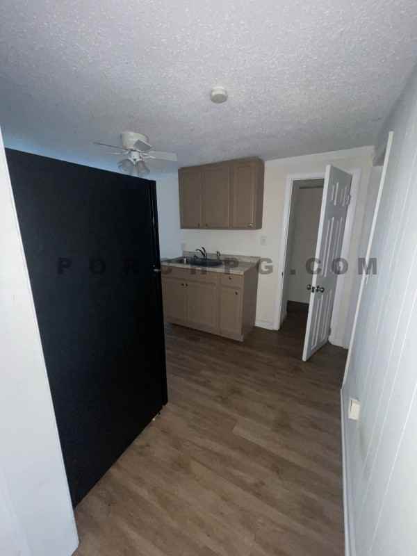 182 Chestnut St - Photo 7 of 22