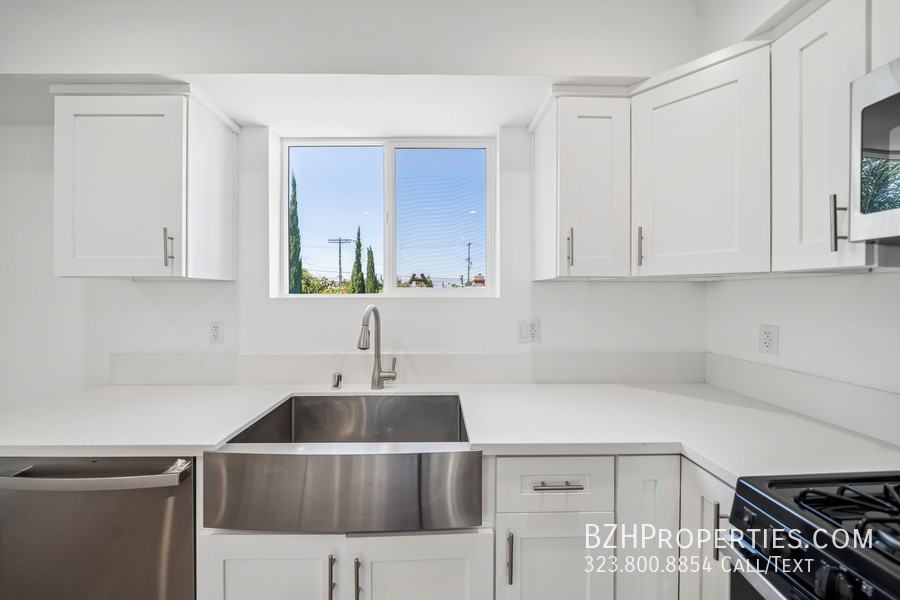 6334 Beck - Photo 5 of 50