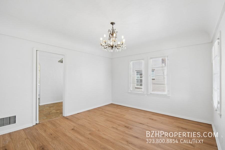 9221 Alcott St - Photo 5 of 24