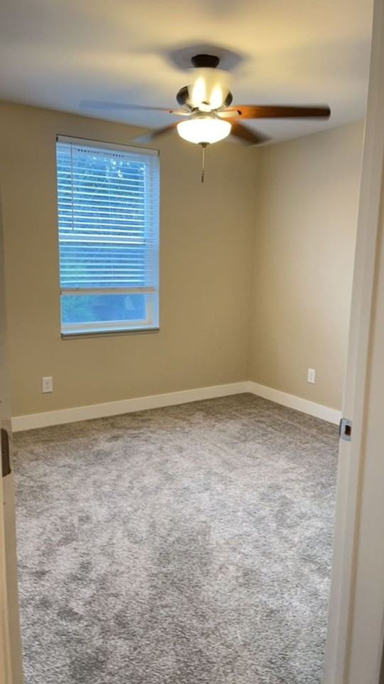 121 Nw 21st St #1 - Photo 6 of 8