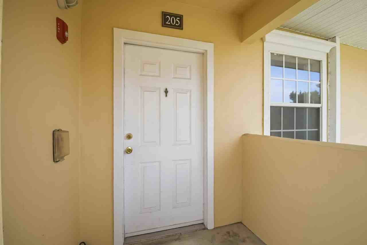 1020 Villagio Cir #205 - Photo 2 of 38