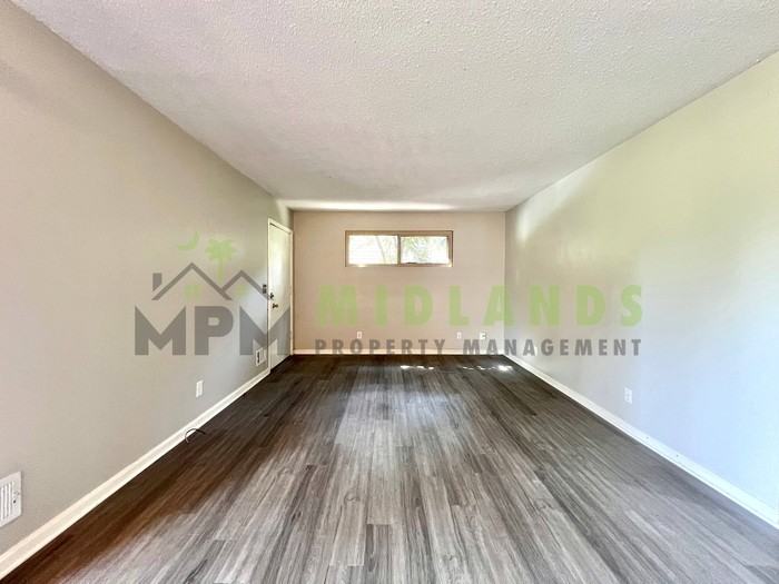 621 Henderson St - Photo 3 of 22