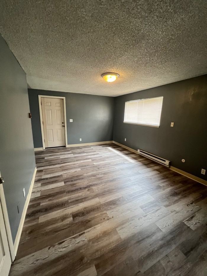 225 23rd Ave S - Photo 6 of 15