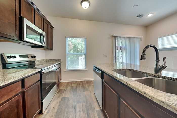 232 Jimmy Love Ln - Photo 6 of 24