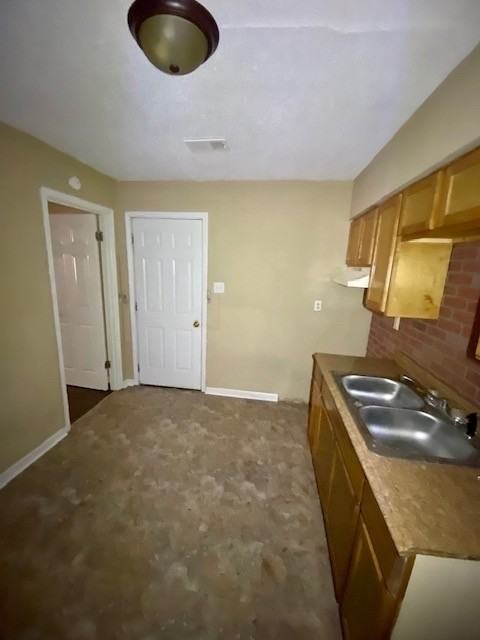 2117 Hunter Ave - Photo 7 of 8