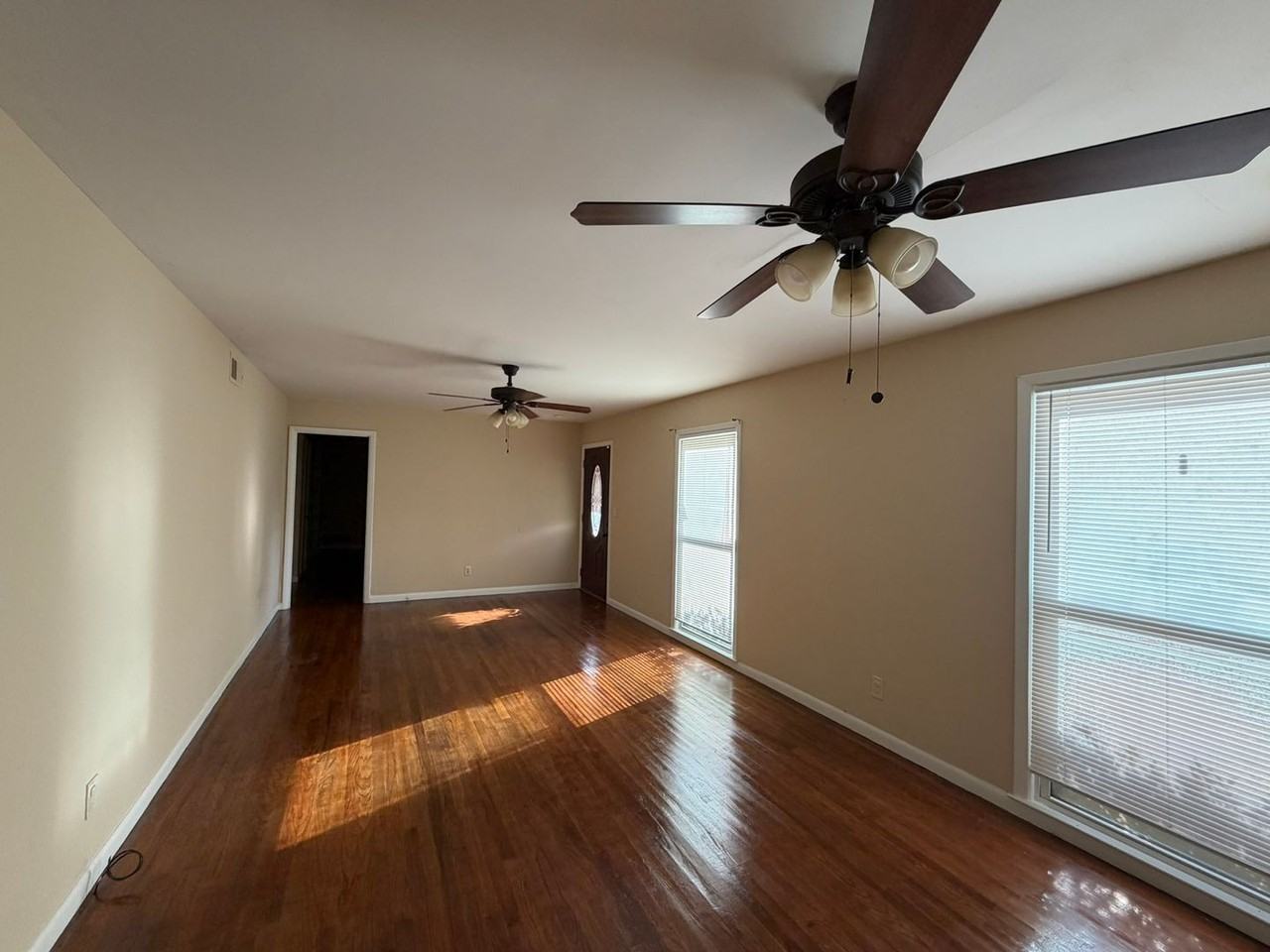 118 Sandy Way - Photo 3 of 20