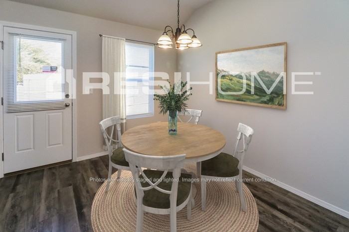 9441 Sw 37th St - Photo 4 of 20