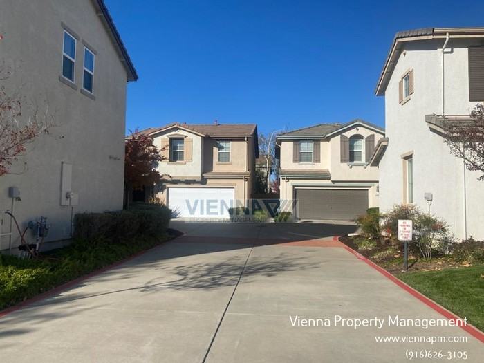 131 Candela Cir - Photo 2 of 30