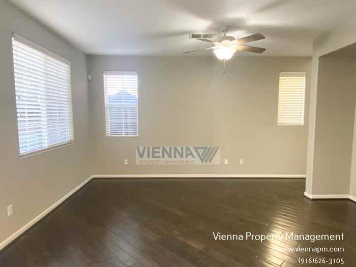 131 Candela Cir - Photo 5 of 30