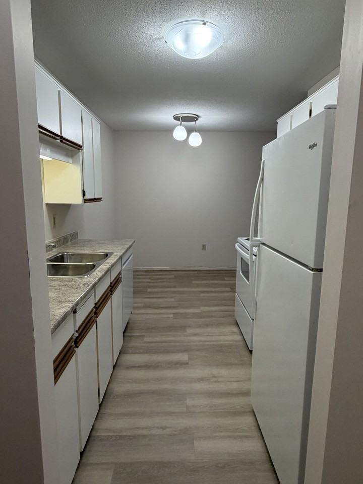 33467 Bevan Avenue #410 - Photo 4 of 11