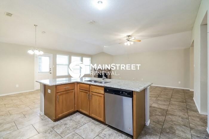 110 Greenfield Trl - Photo 5 of 17