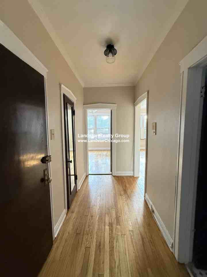 4109 North Spaulding Avenue #3 - Photo 4 of 10
