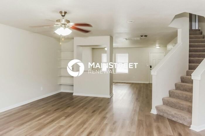 391 Jasmine Dr - Photo 5 of 17